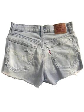 Levi’s High Rise Cut-Off Denim Shorts Red Tab Light Wash Raw Hem Size 29 Waist